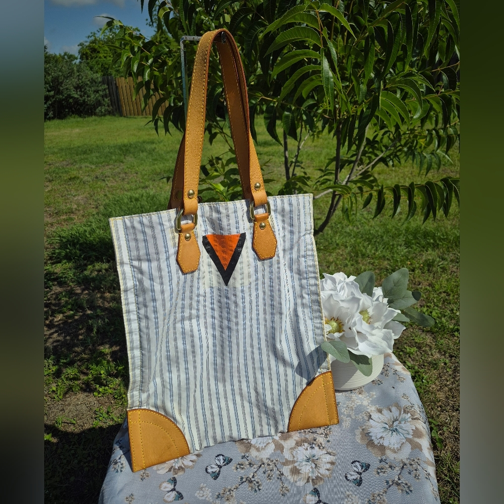 AUTHENTIC Louis Vuitton Tanglier Tote with Box And Papers - Picture 14 of 15